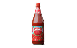 Kissan Fresh Tomato Ketchup   Glass Bottle  1 kilogram